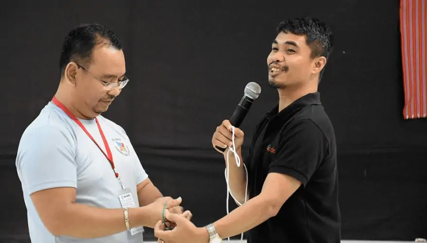 Insanity-Loops-team-building-philippines Jef Menguin is a sought after team building facilitator in the Philippines