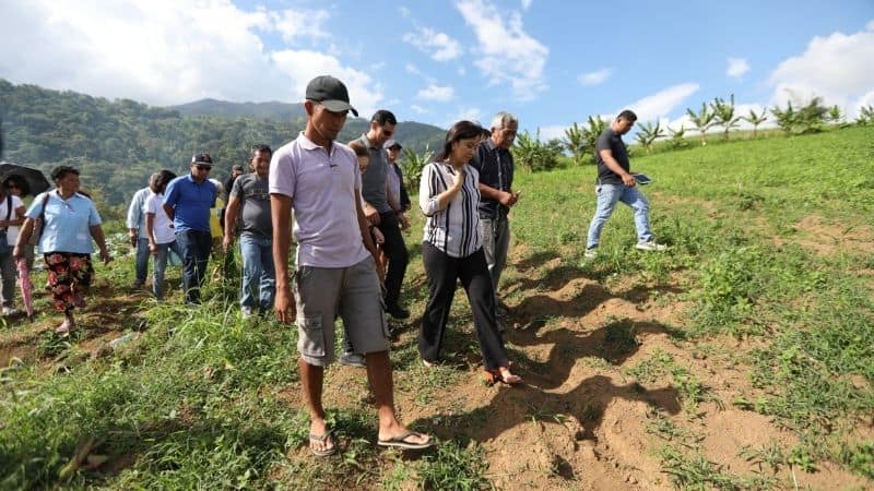 Leni Robredo is a servant leader.